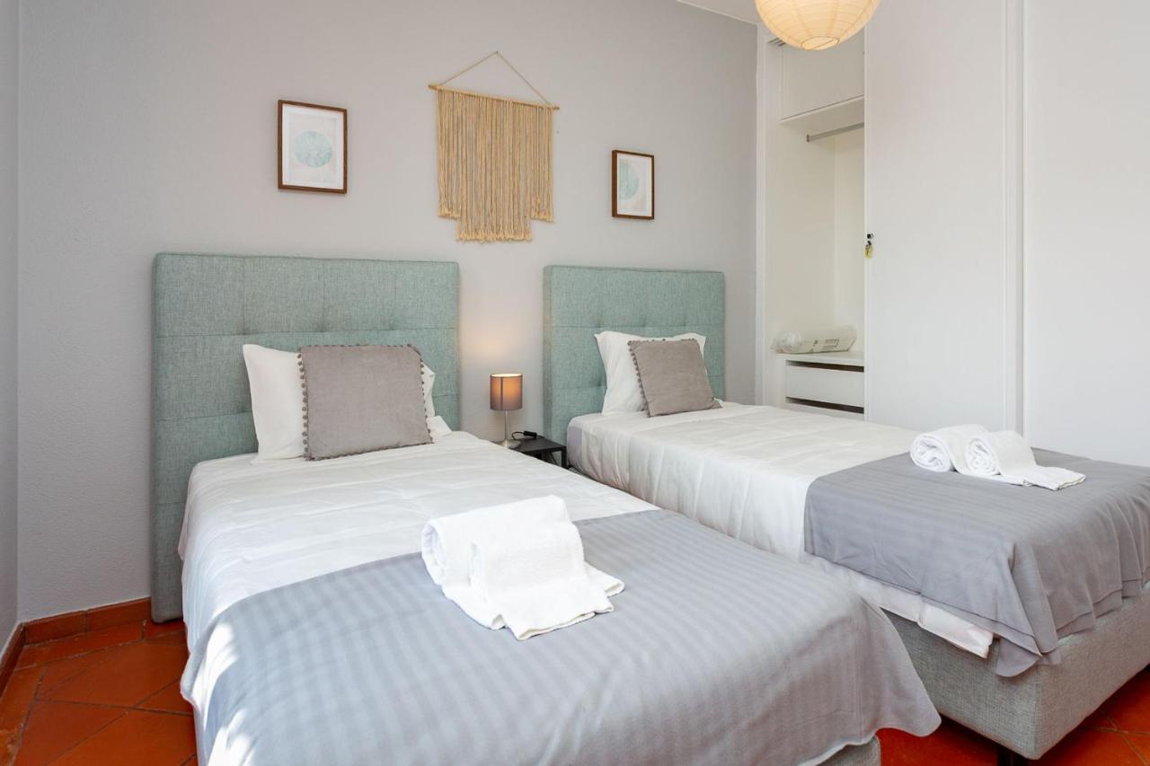 Gorgeous 2Bdr Apartment W/Patio & Pool By Lovelystay 维拉摩拉 外观 照片